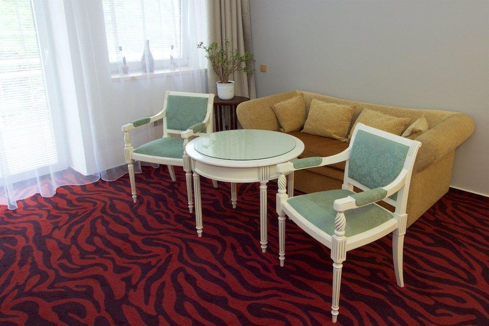 Hotel Galant Lednice Extérieur photo